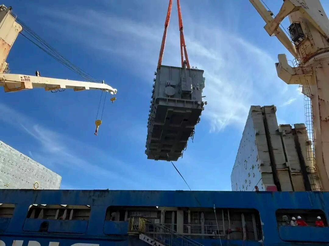 İki 128 Tonluq Transformator Afrikaya yola düşür: Niyə hər bir ağır yük qaldırma bacarıq və məsuliyyət sınağıdır